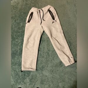 Nike Mens Light Gray Joggers